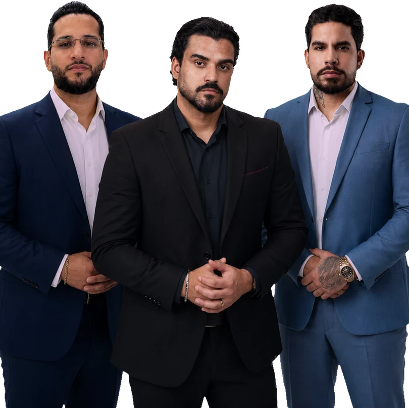 Thássio Andrade, Allan Vinicius (ao centro) e Italo Max, liderança da Crédito360